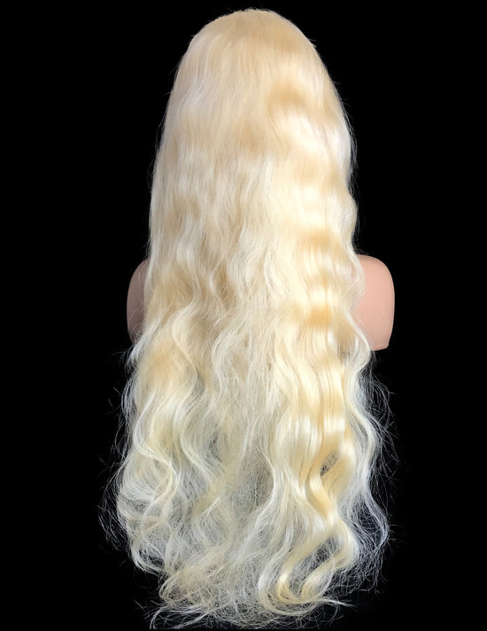 Cargar imagen en el visor de la galería, 9A Grade Wavy 360 Lace Human Hair Wig  #613 - eHair Outlet
